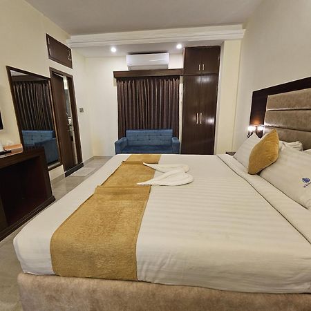 צ'יטגונג White Park Hotel & Suites מראה חיצוני תמונה