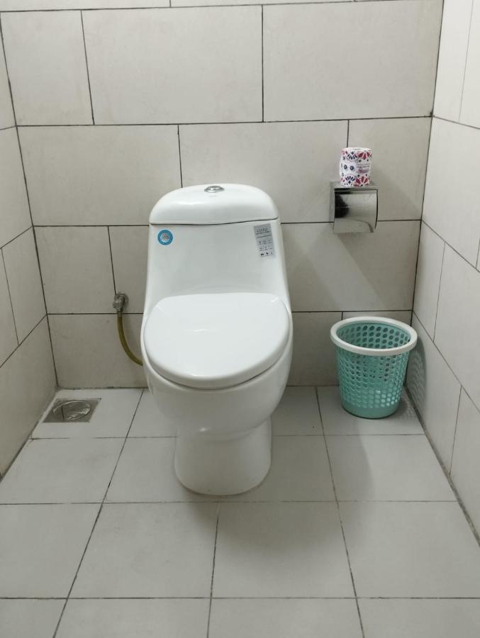 צ'יטגונג White Park Hotel & Suites מראה חיצוני תמונה
