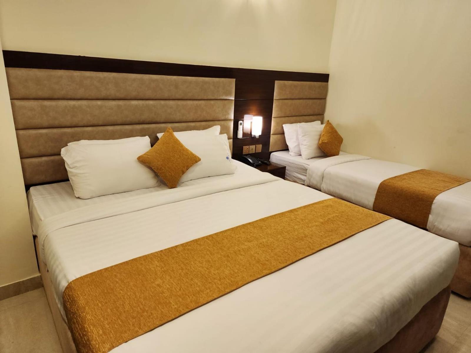 צ'יטגונג White Park Hotel & Suites מראה חיצוני תמונה